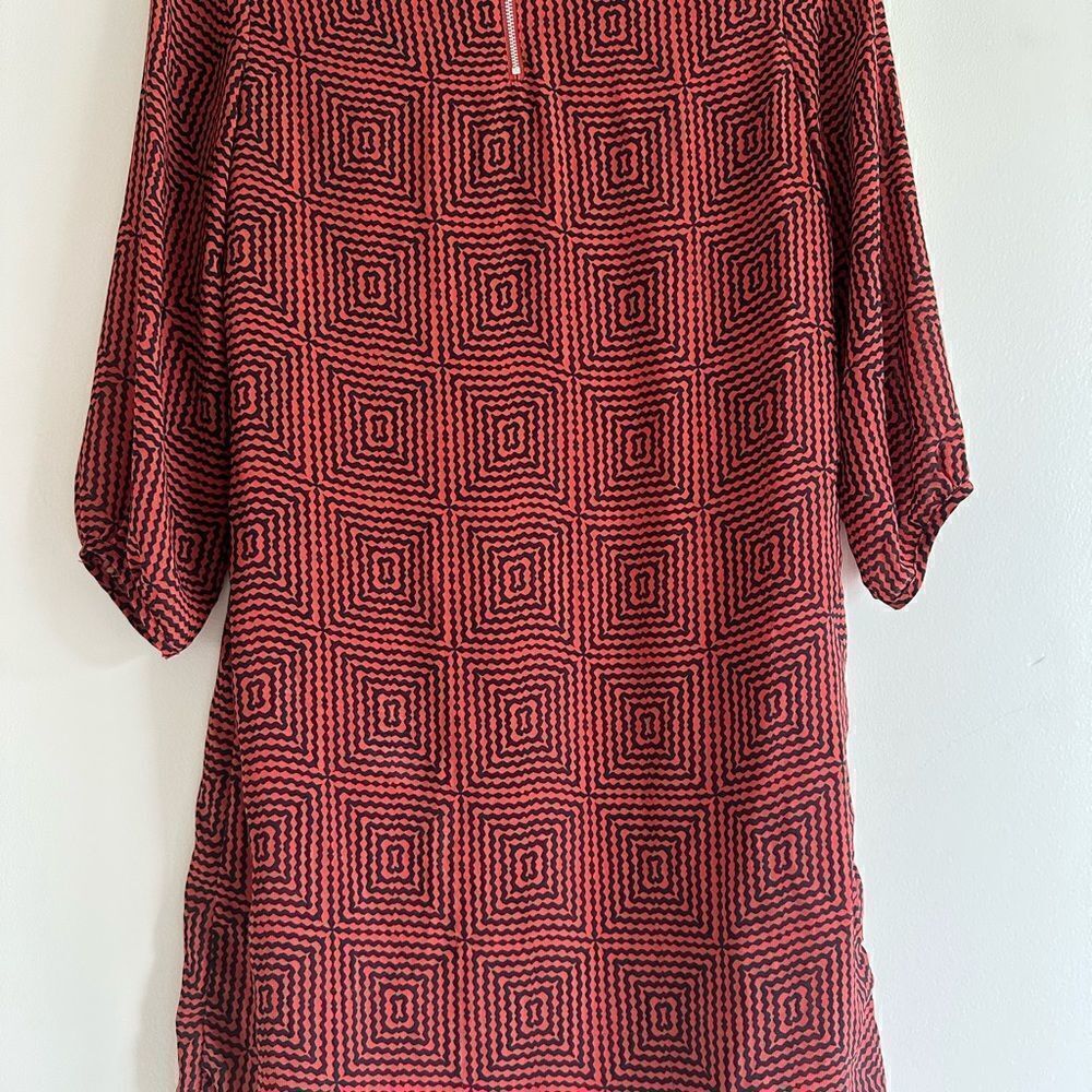 H&M Geometric Print Shift Dress || size 4 - Picture 7 of 11